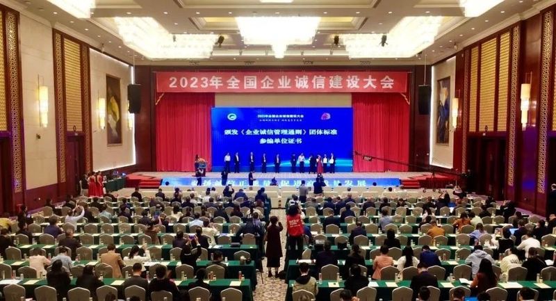 这件事，卫华已经坚持了35年......